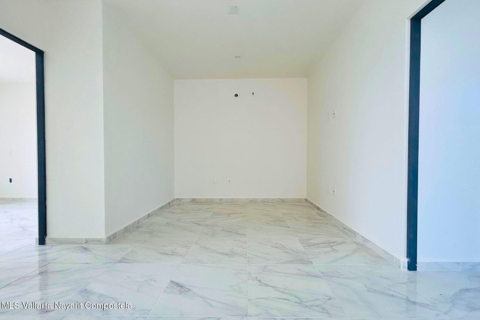 20251014182650427491000000-o