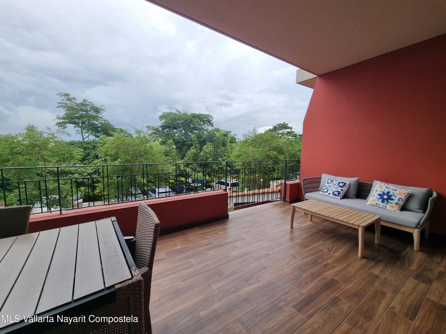 20251014200829320277000000-o