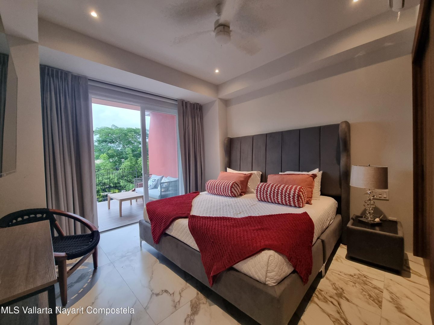 20251014200841706943000000-o