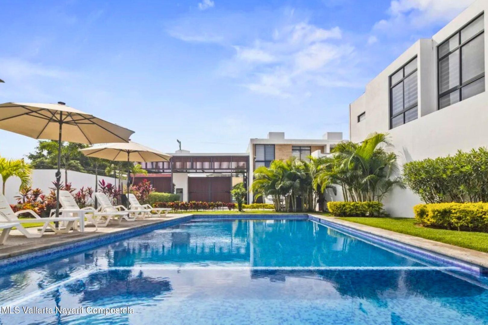 20251015170239440010000000-o