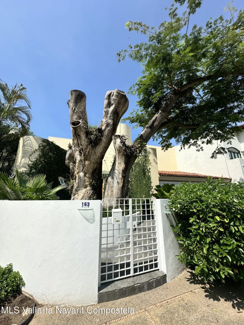 20251015222542123423000000-o