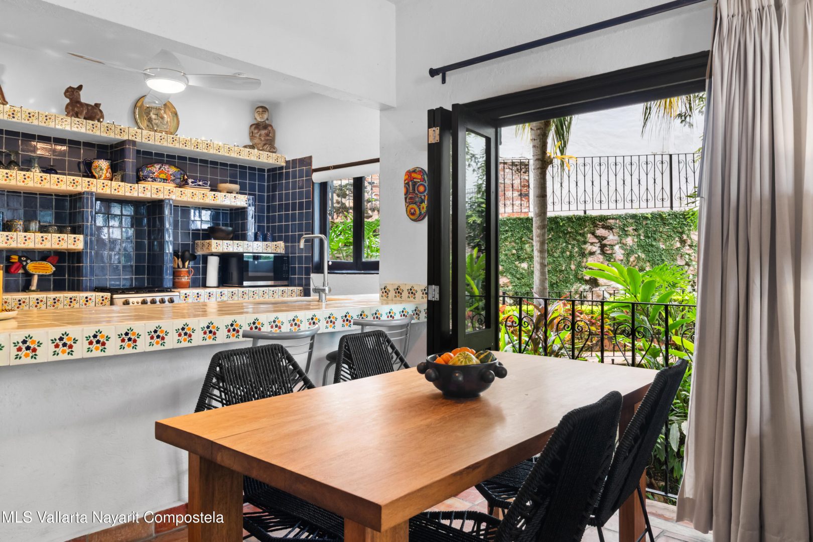 20251017203408151377000000-o