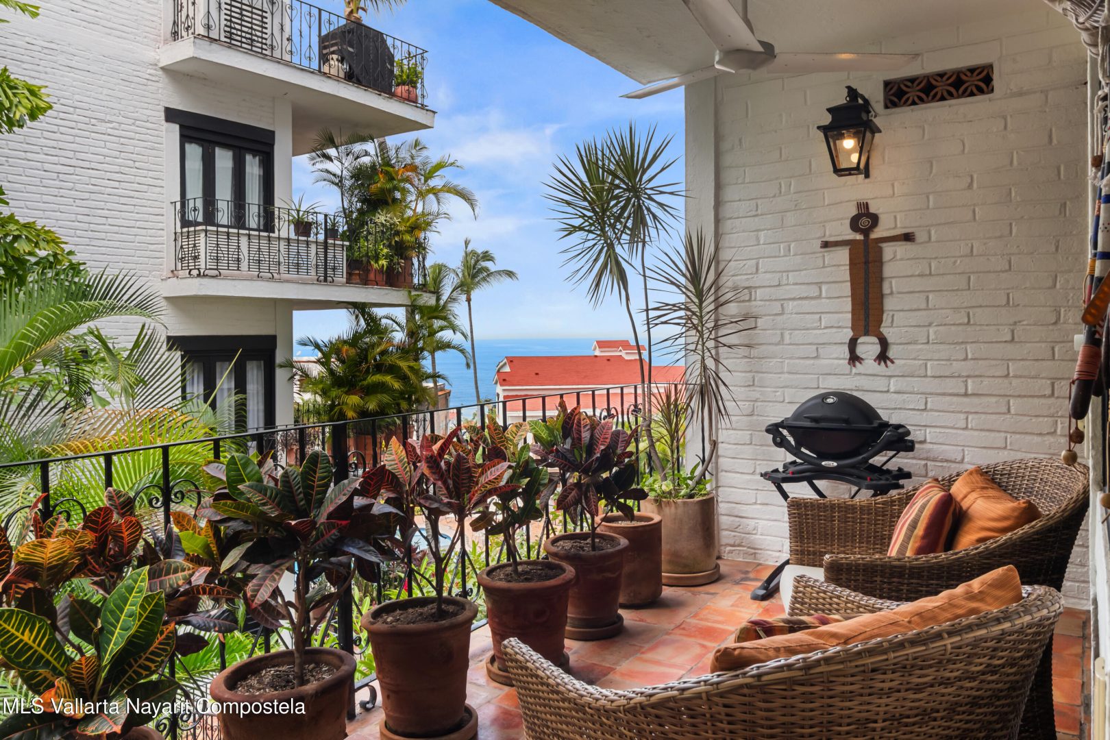 20251017203621060219000000-o