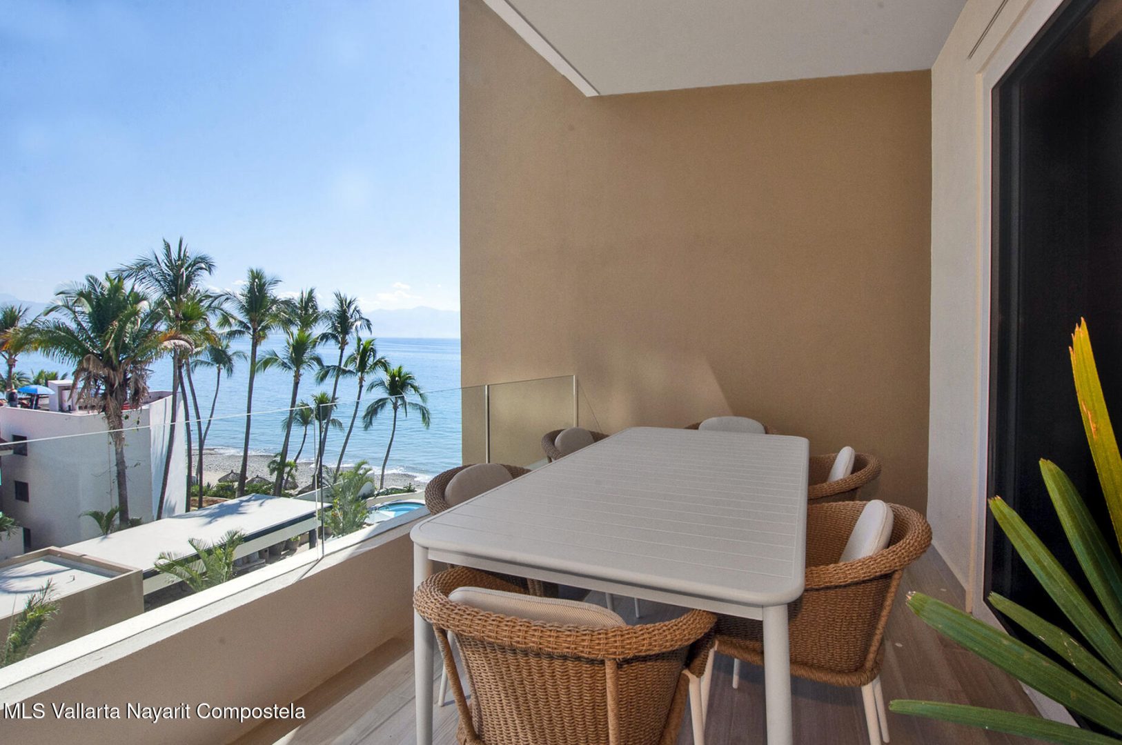 20251018215227883452000000-o