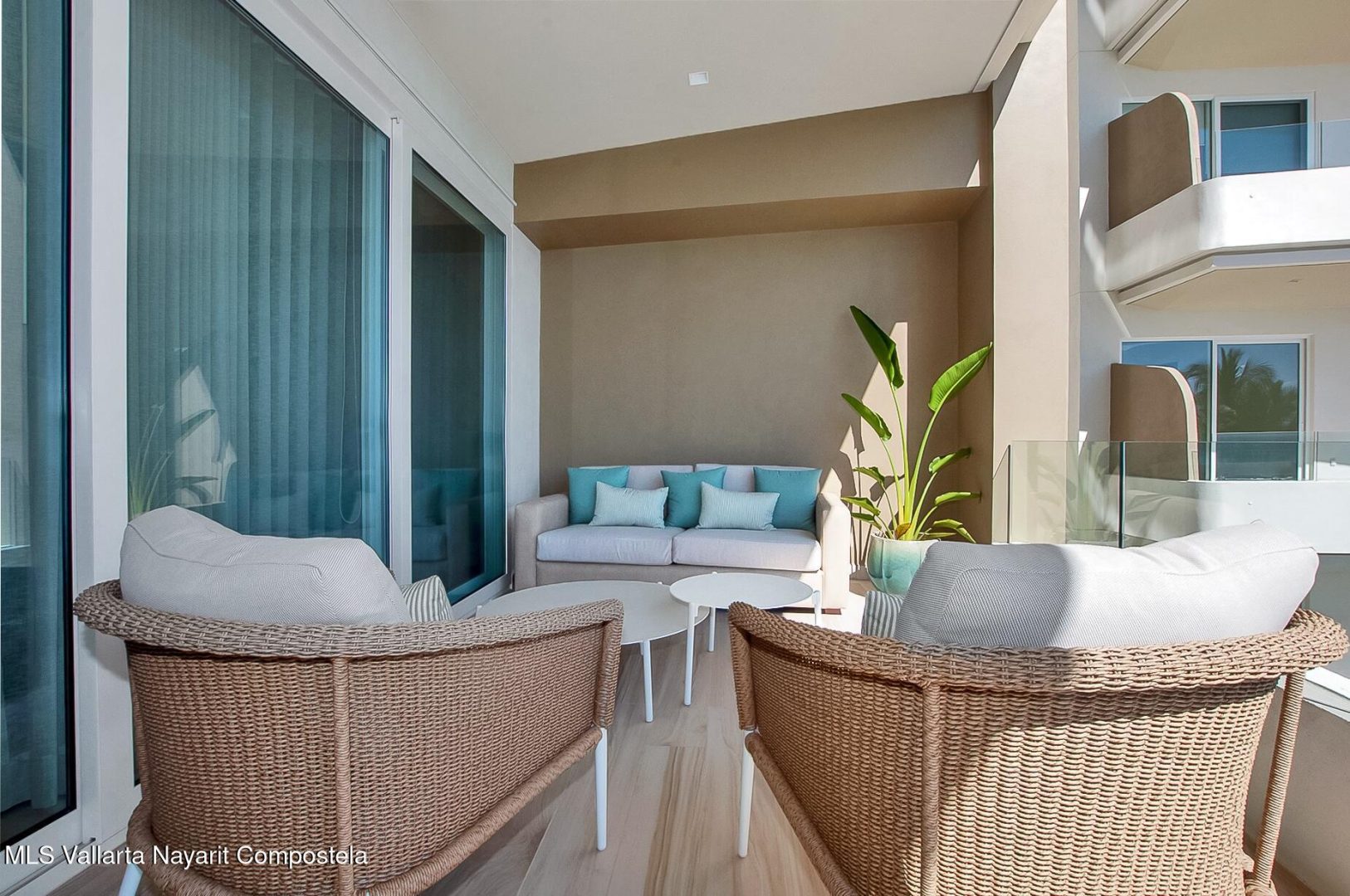 20251018215317559399000000-o