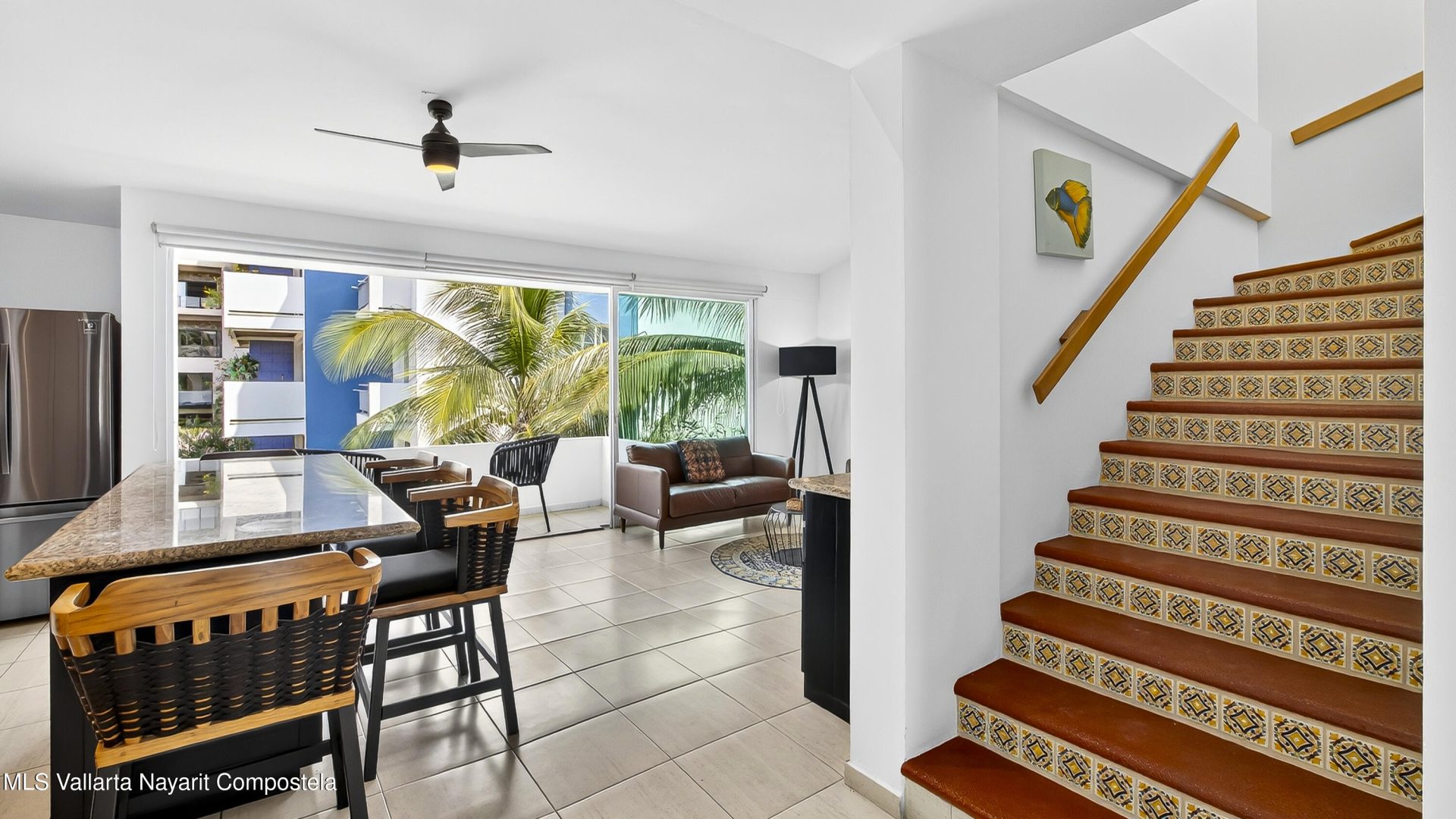 20251020174918010856000000-o