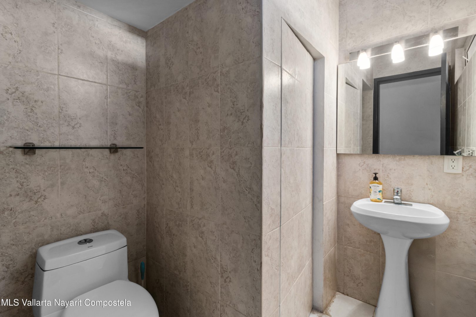 20251021163253198090000000-o