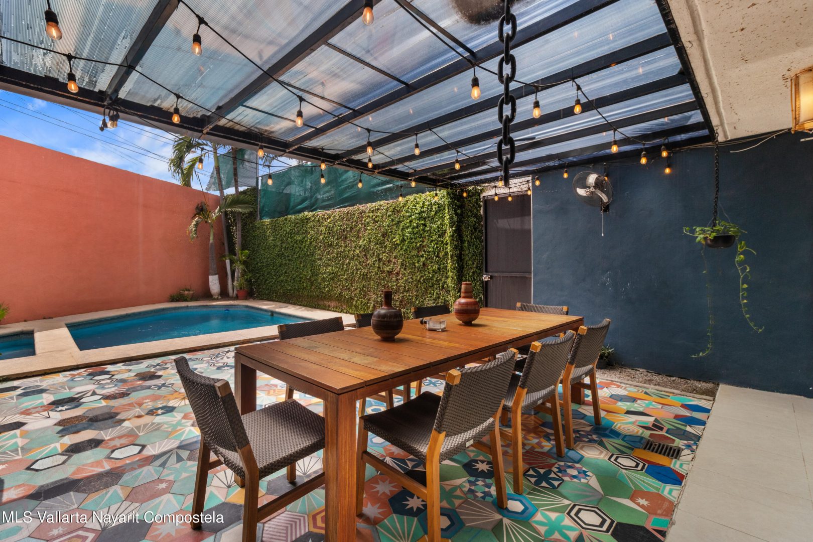 20251021163253948837000000-o