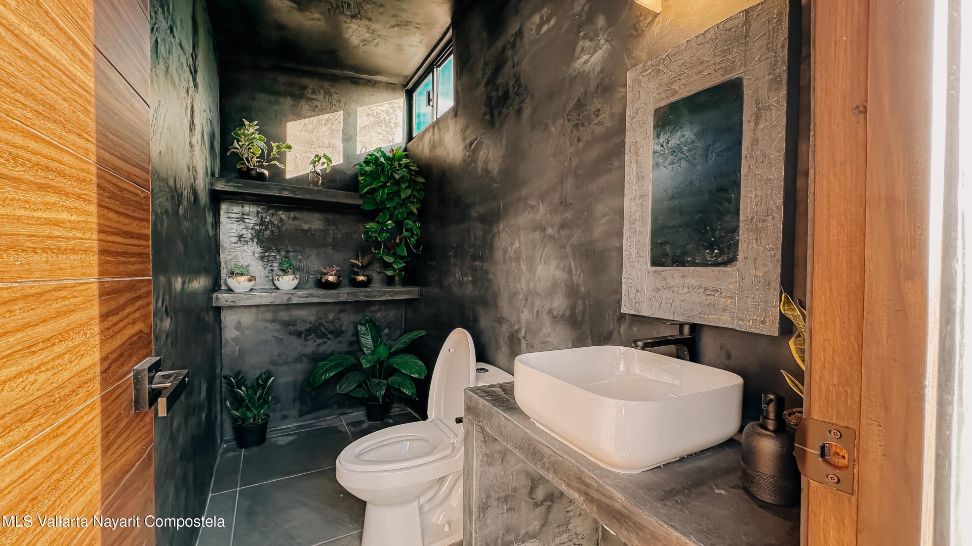 20251021185454631200000000-o