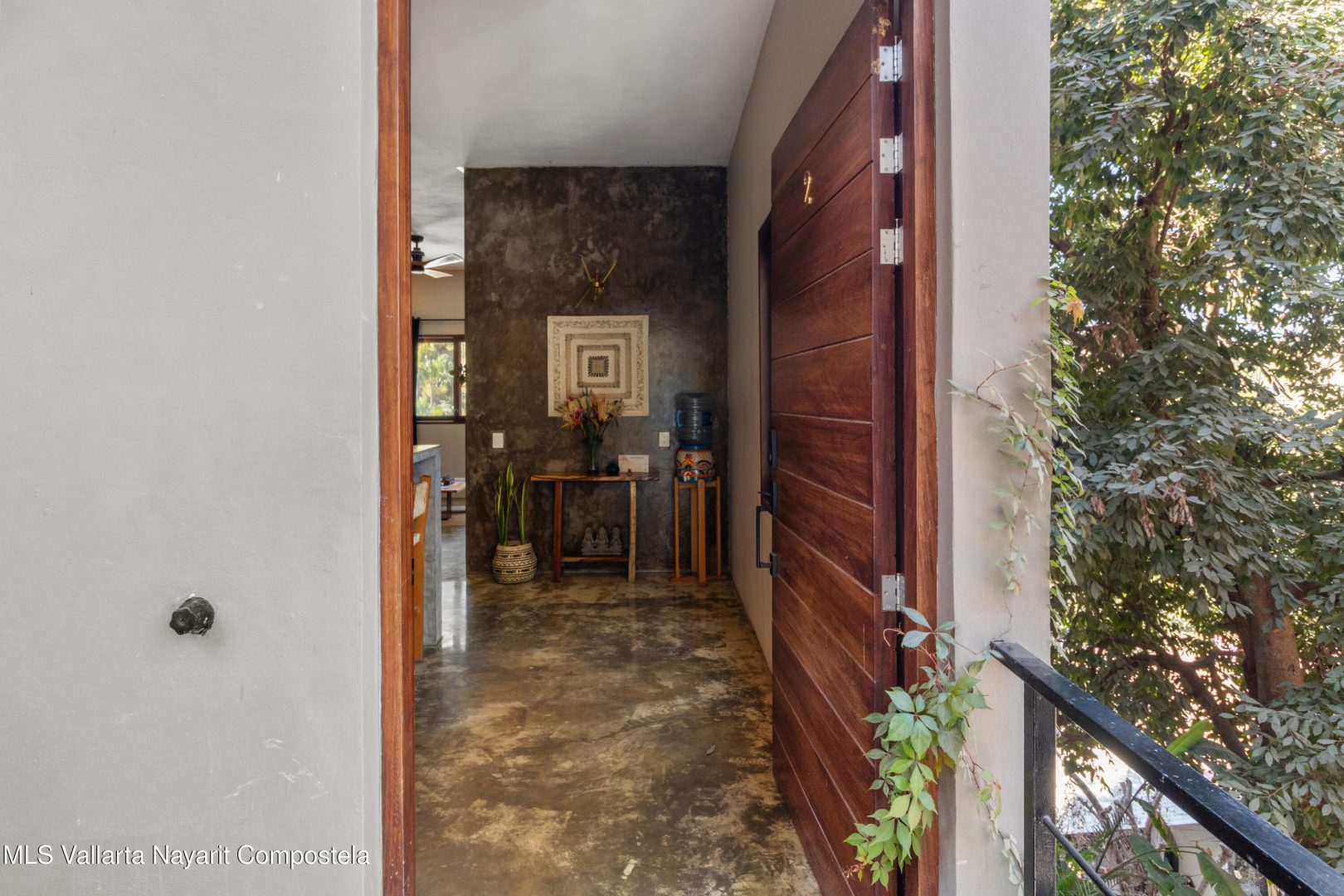 20251021185503161102000000-o