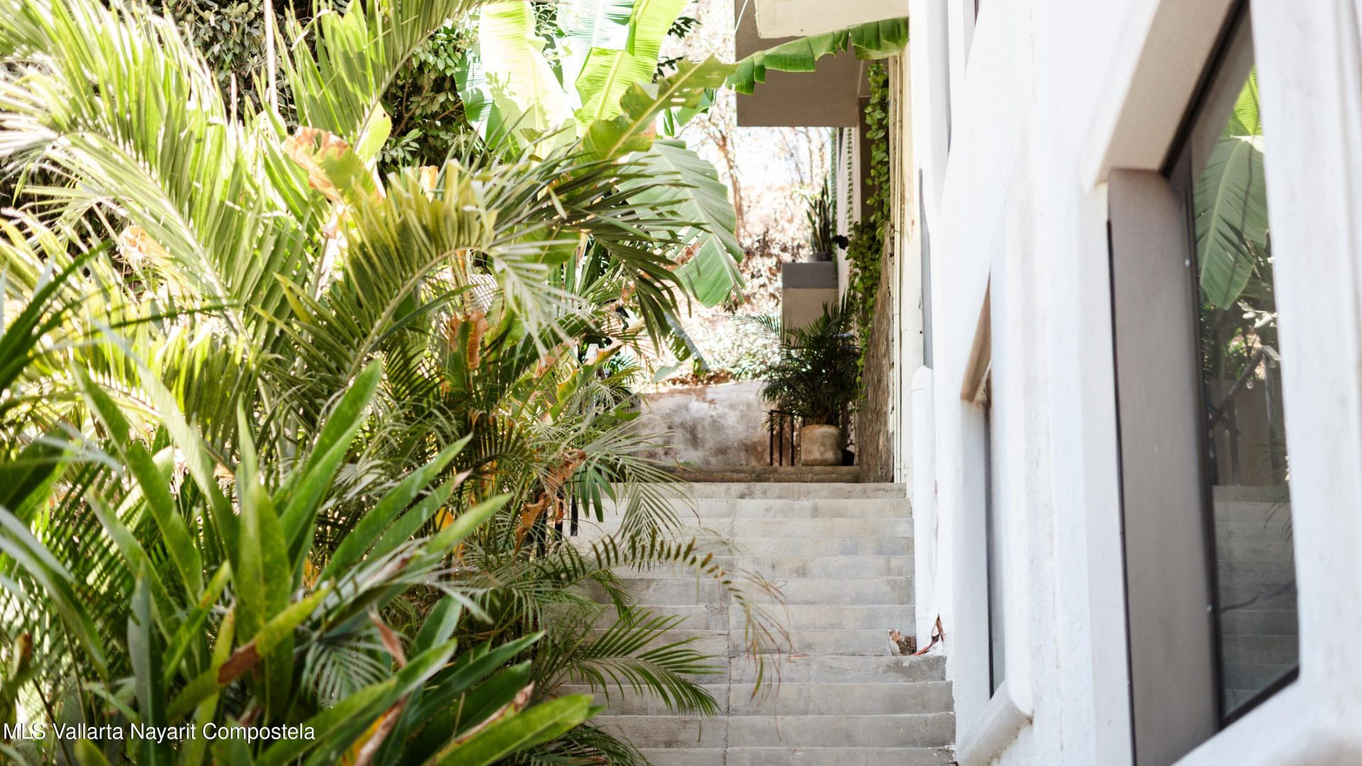 20251021185844456688000000-o