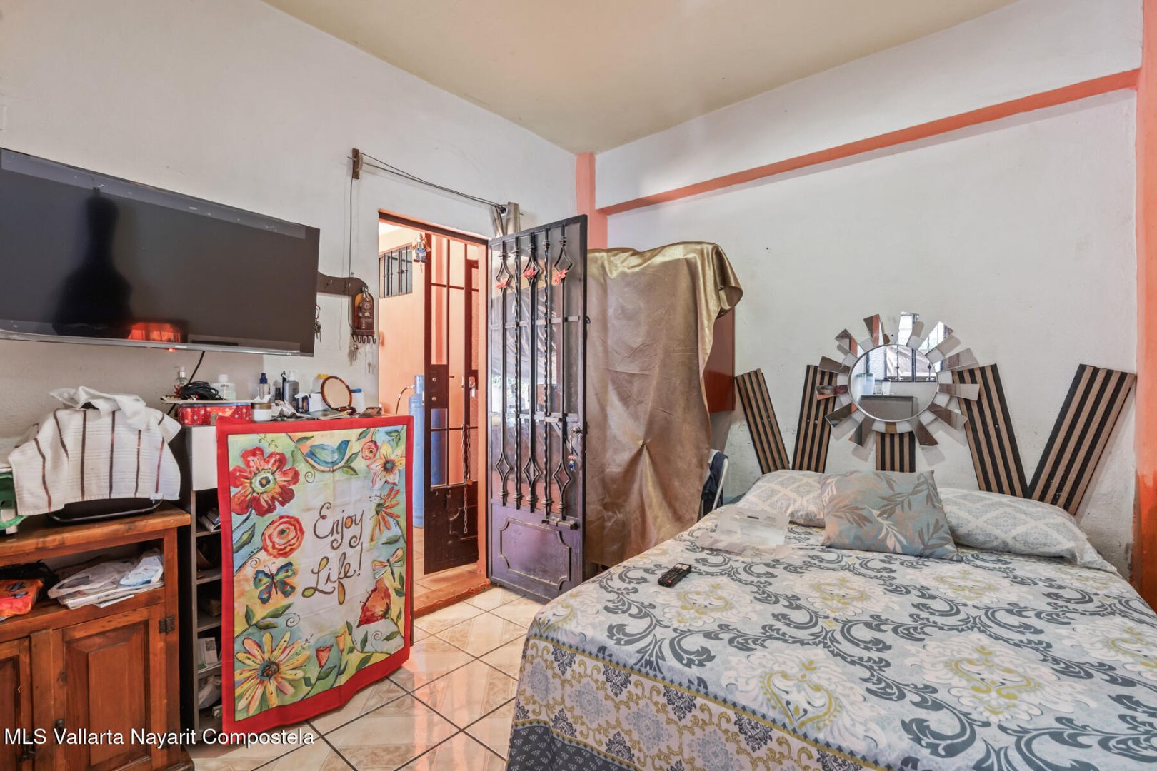 20251022205345247681000000-o