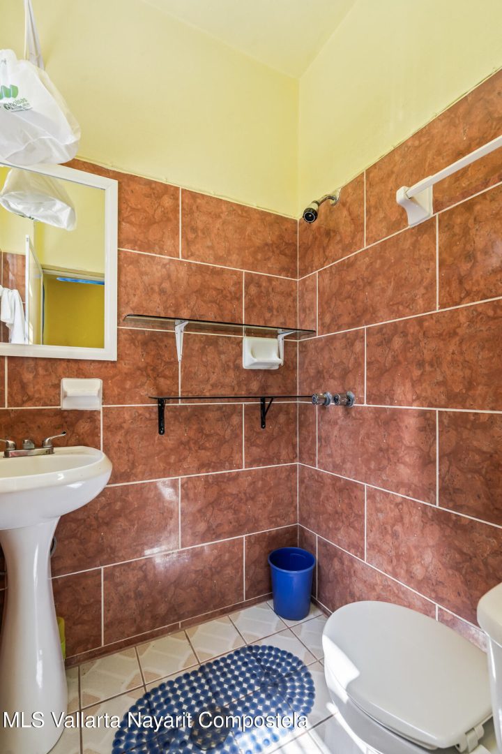 20251022210419016341000000-o