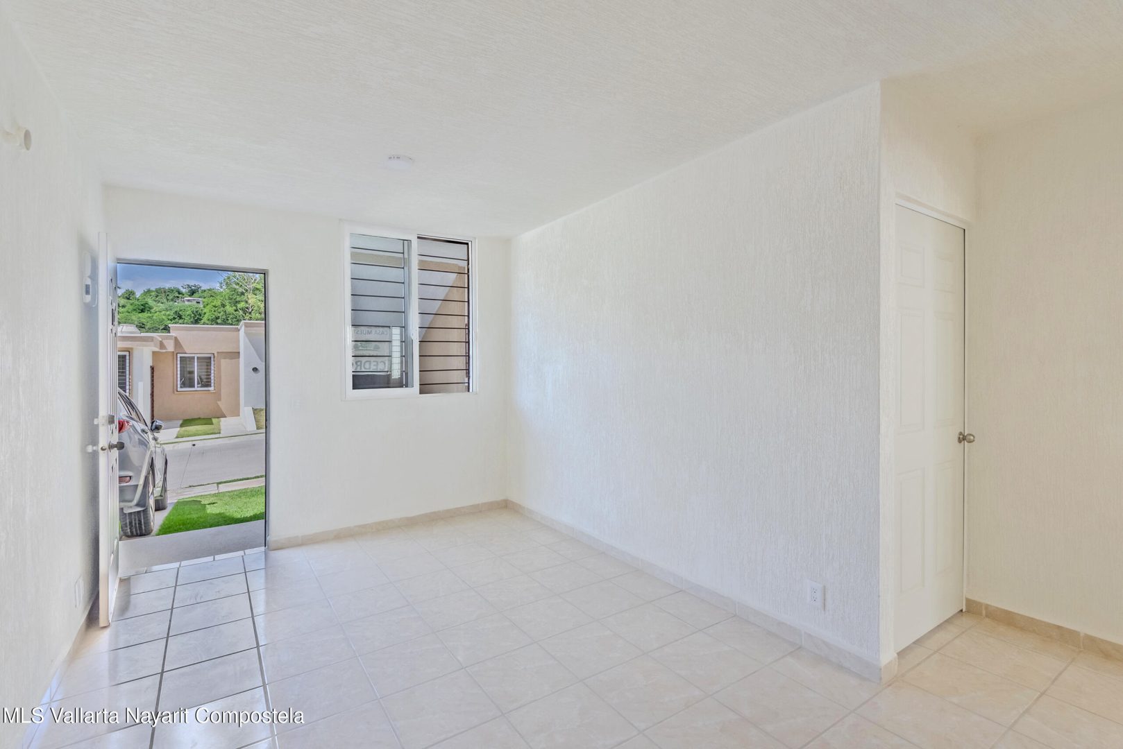 20251024163341369360000000-o