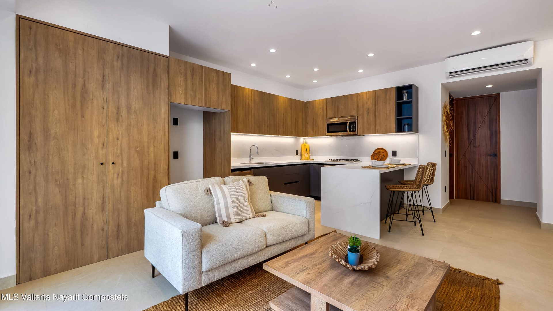 20251024184906496083000000-o