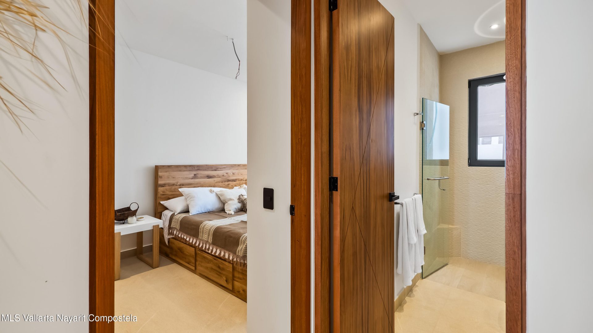 20251024184942051206000000-o