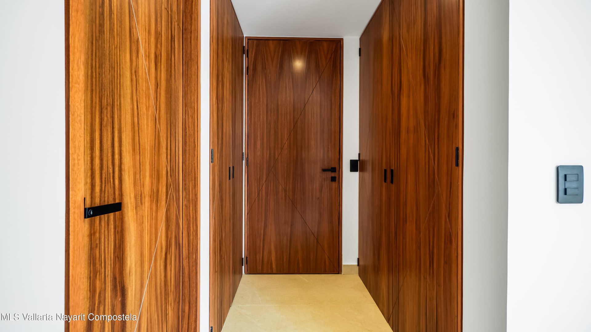 20251024221918374664000000-o