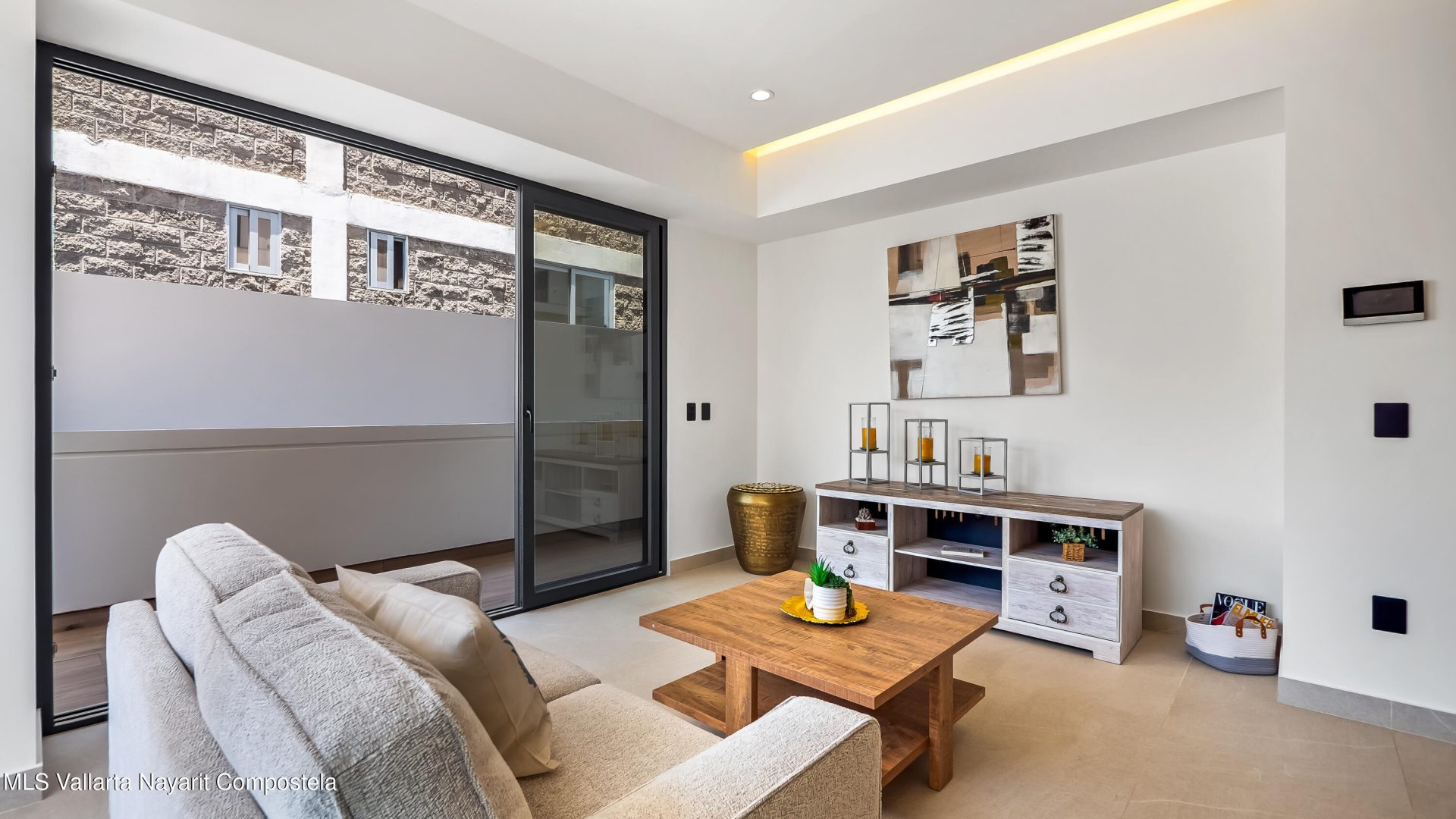 20251024221931488321000000-o