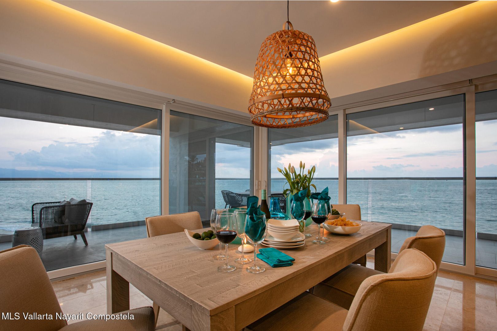 20251026184204430433000000-o