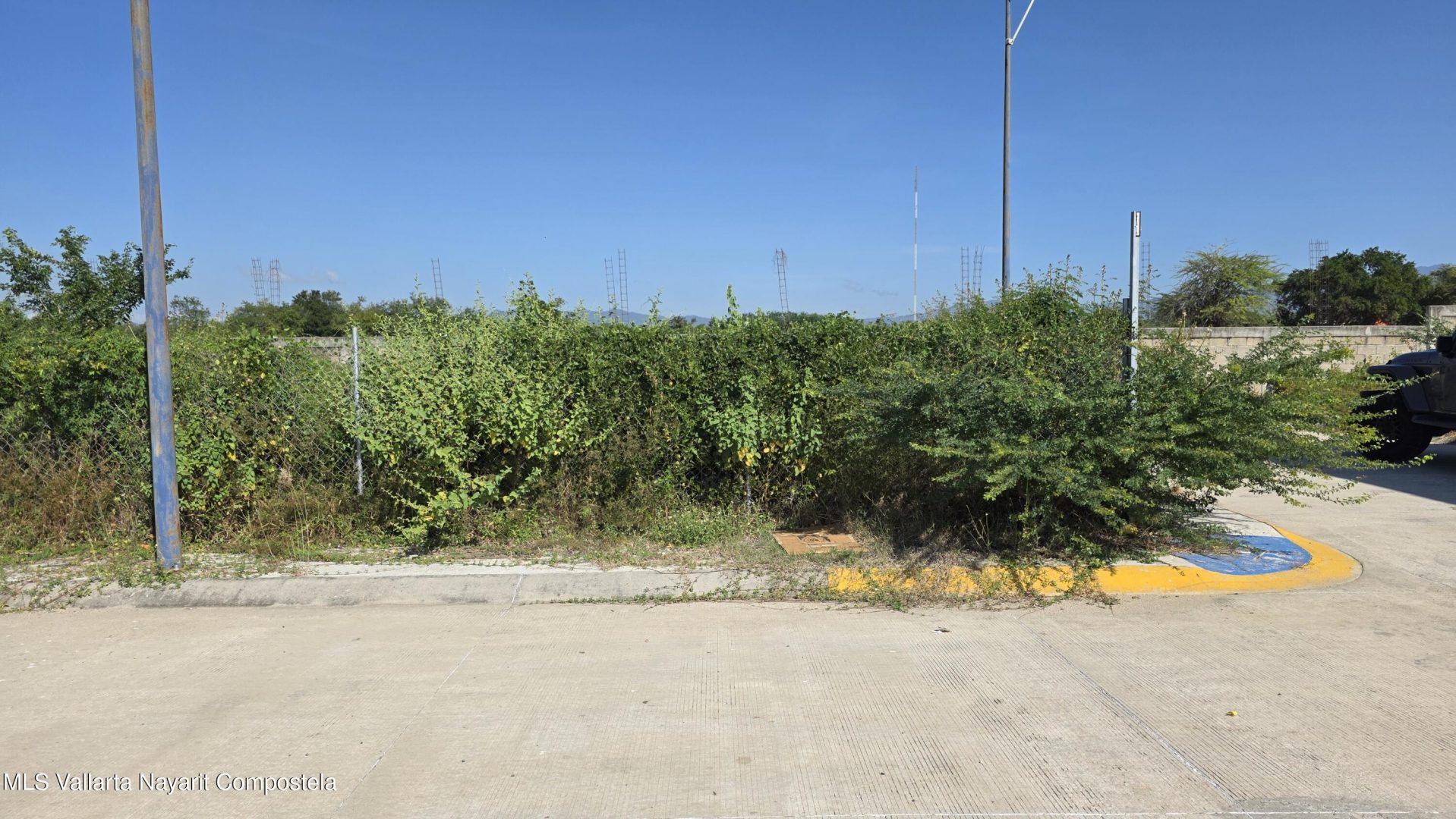 20251027223920776386000000-o