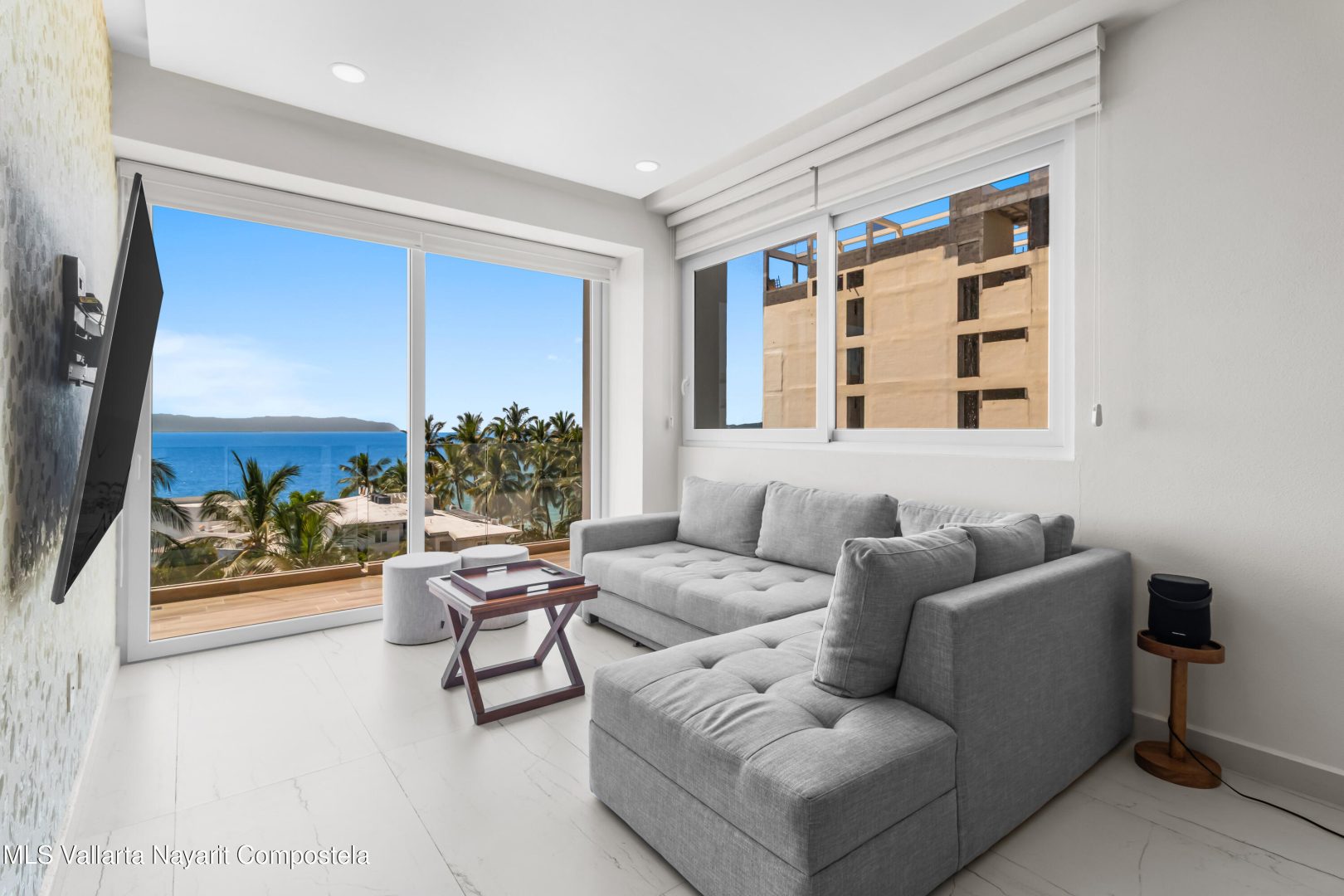 20251028231303569151000000-o