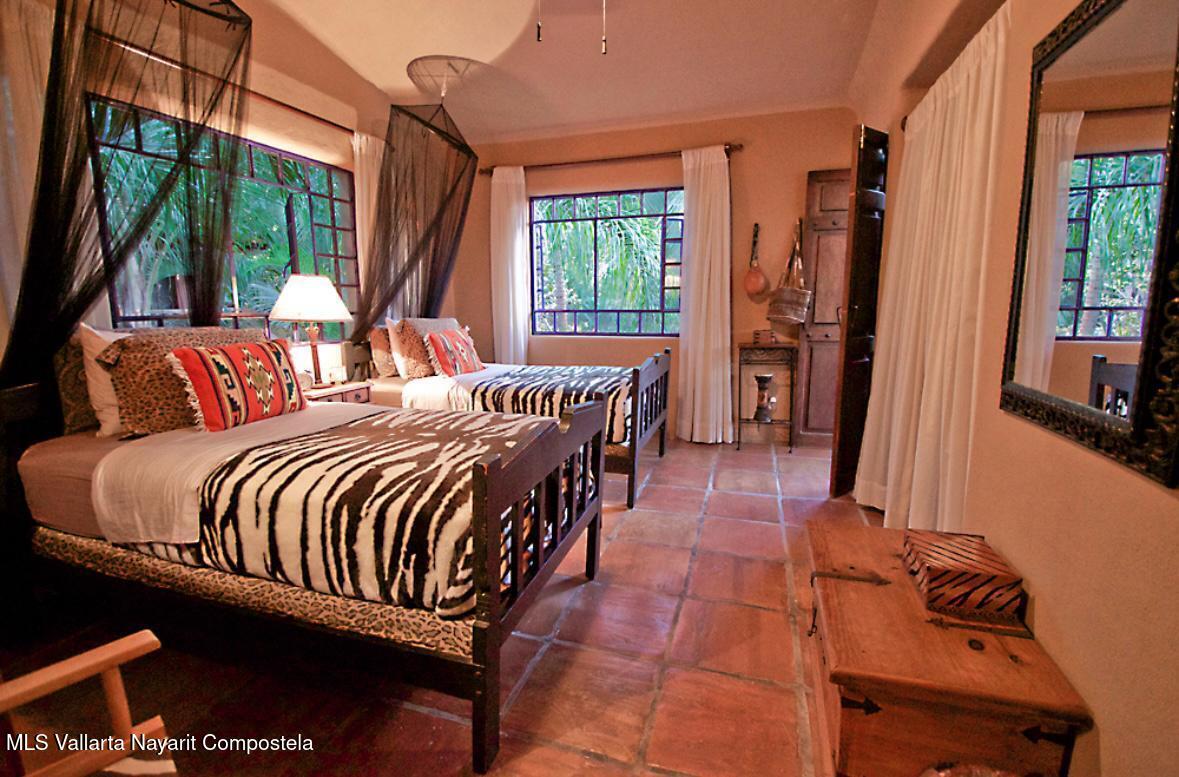 20251030231036739055000000-o