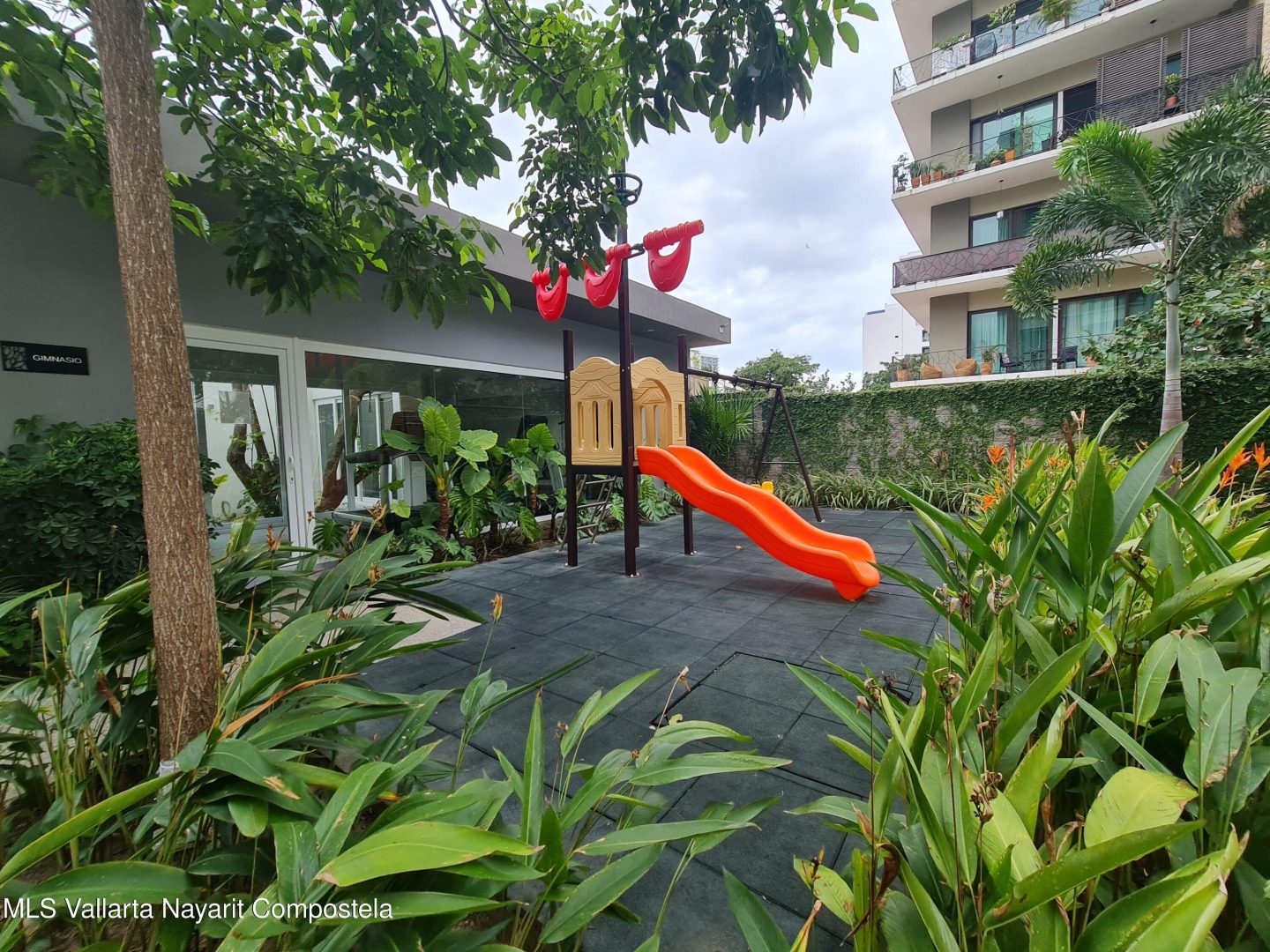 20251031193303962649000000-o