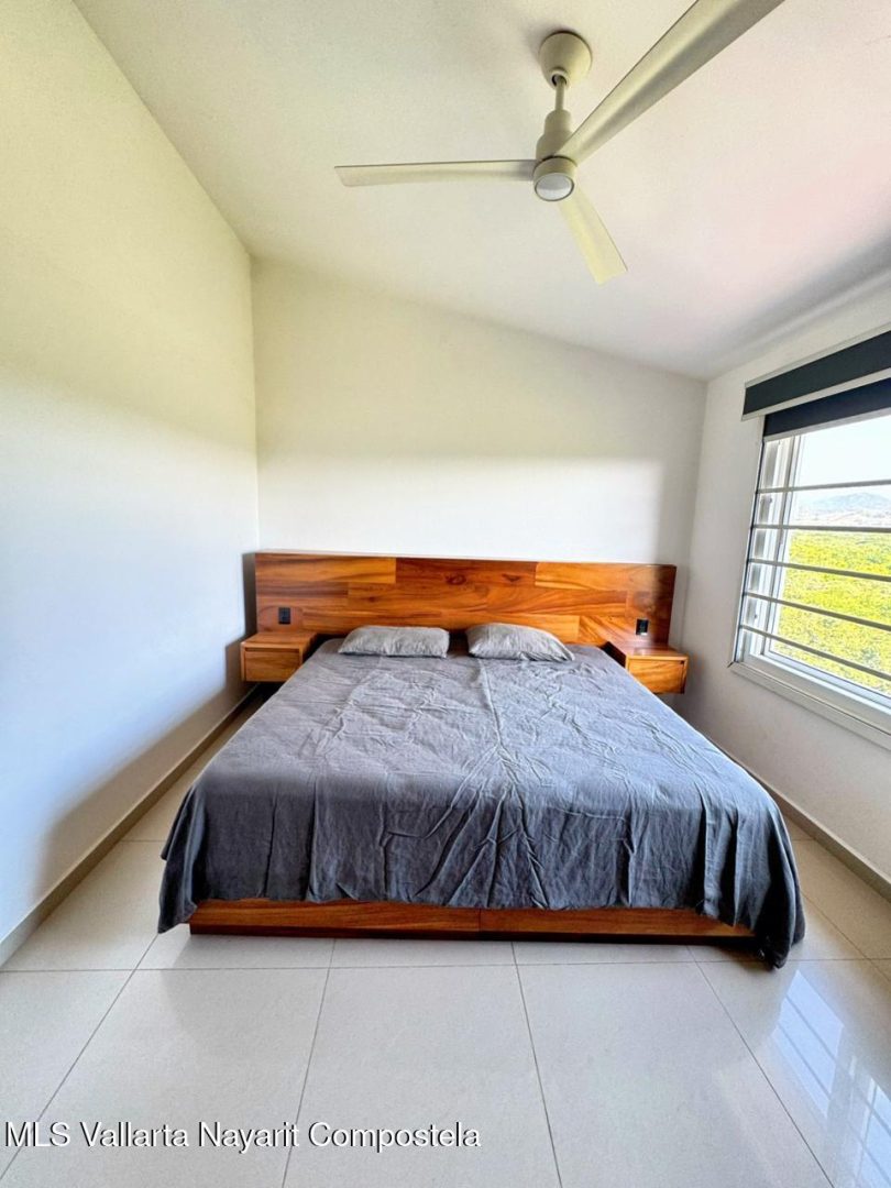 20251103211824279028000000-o