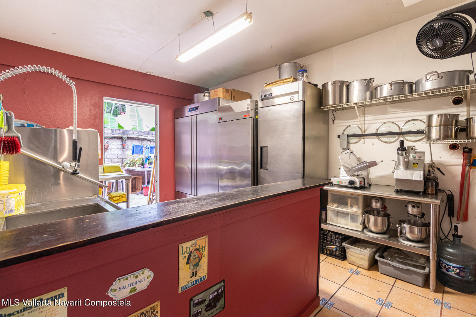 20251104202031698718000000-o