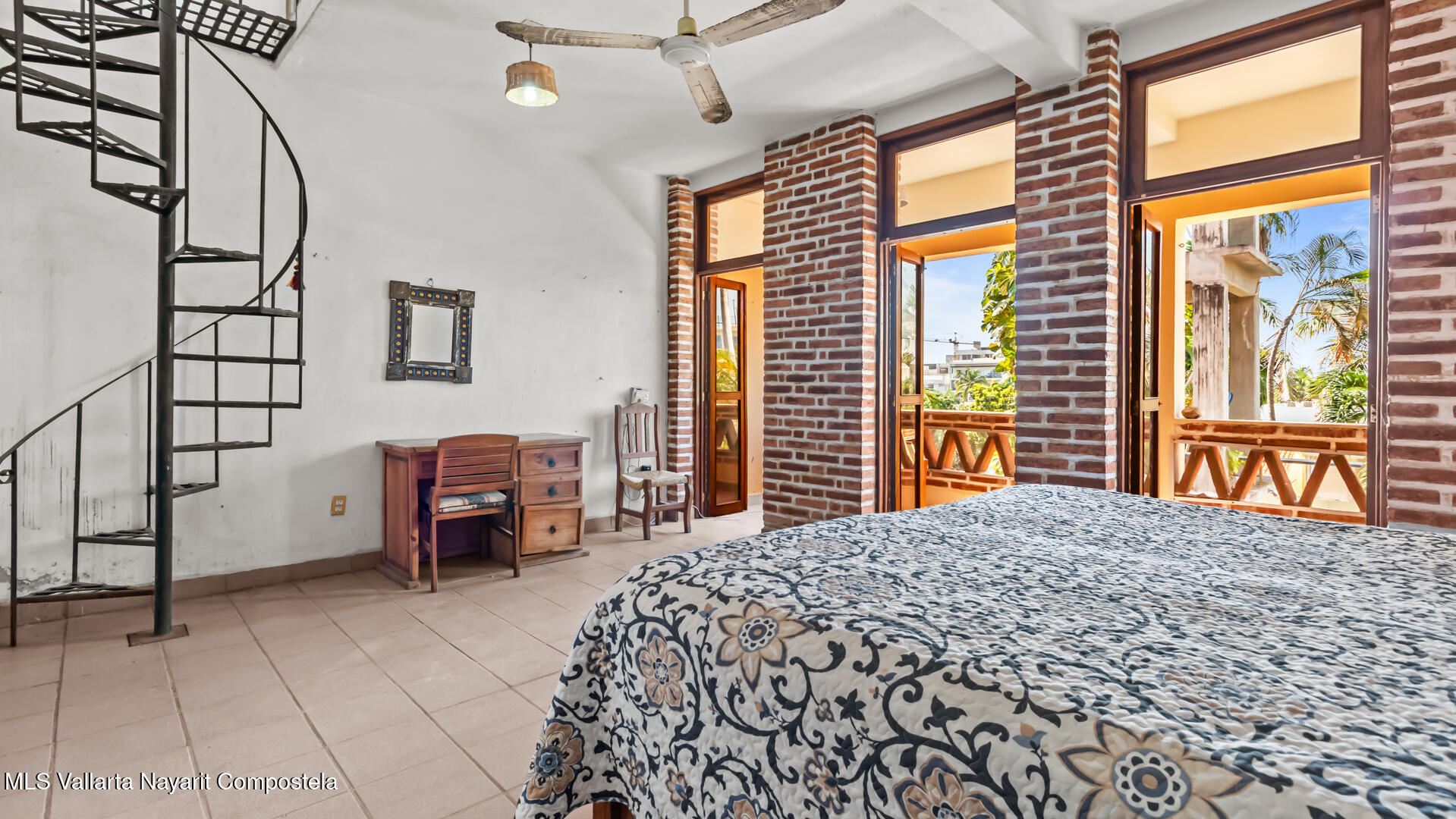 20251104230333444332000000-o