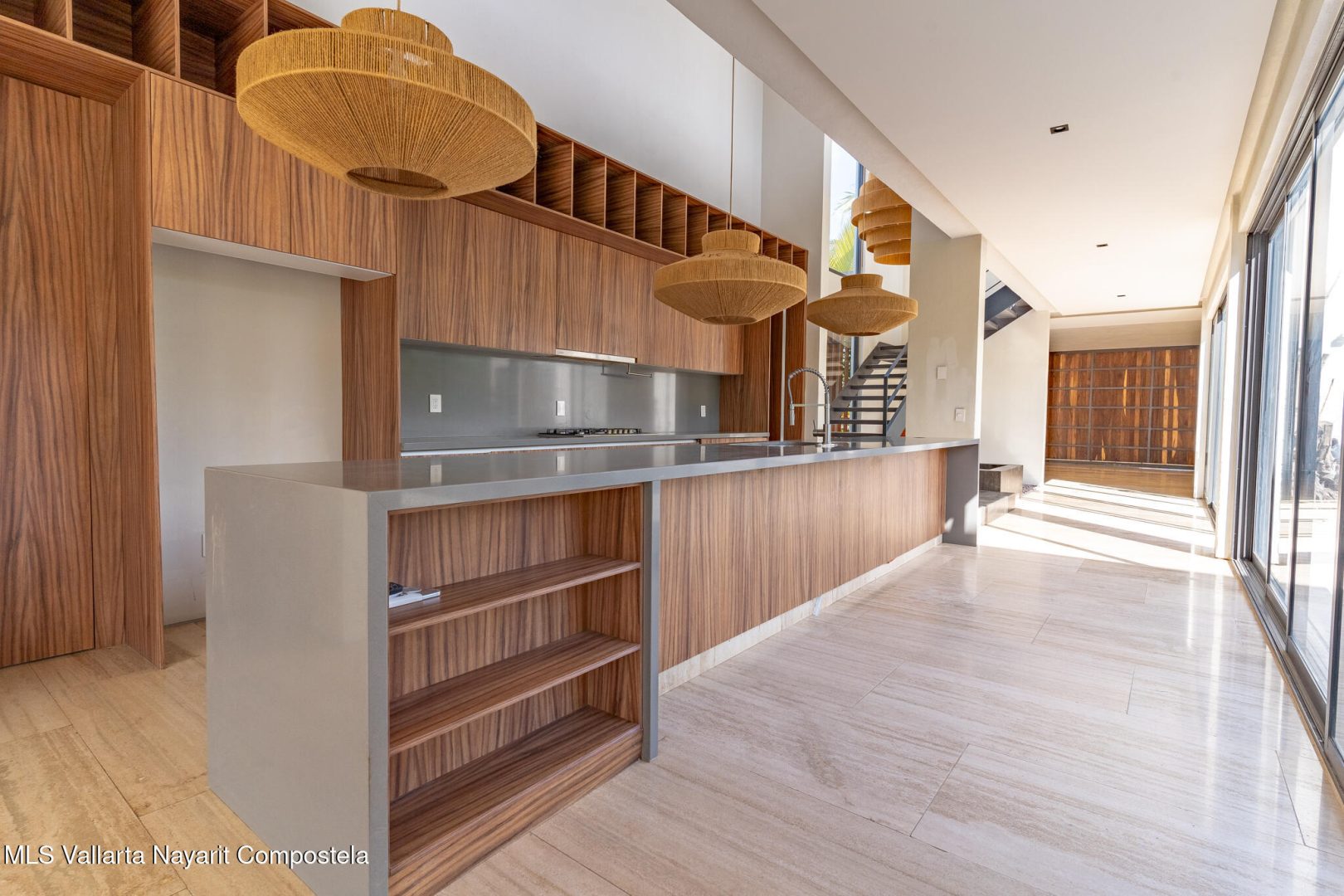 20251106193724297288000000-o