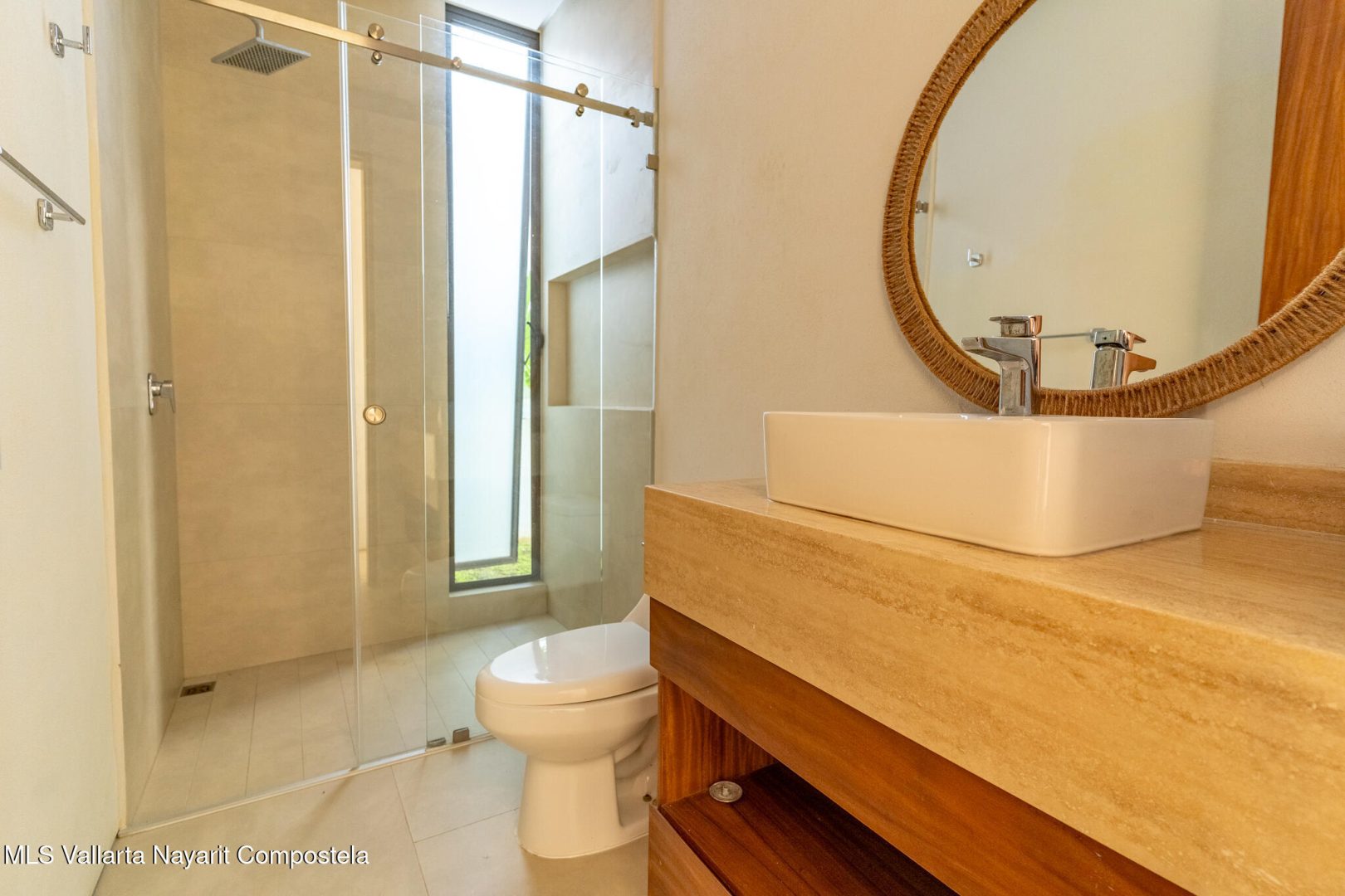 20251106193728857277000000-o