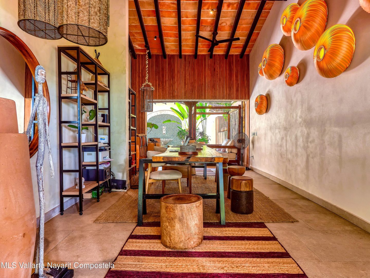 20251106210745244867000000-o