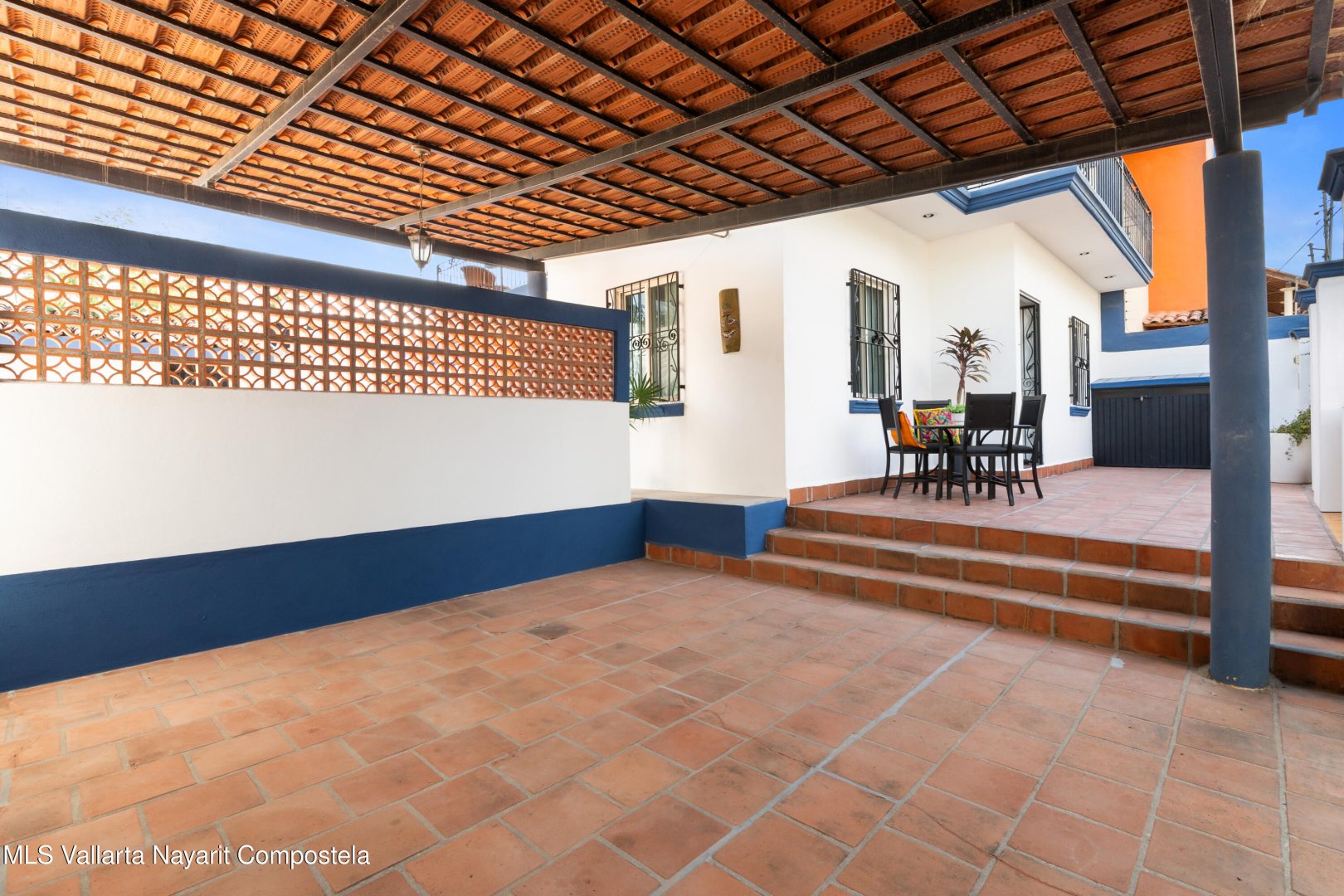 20251107212338115343000000-o