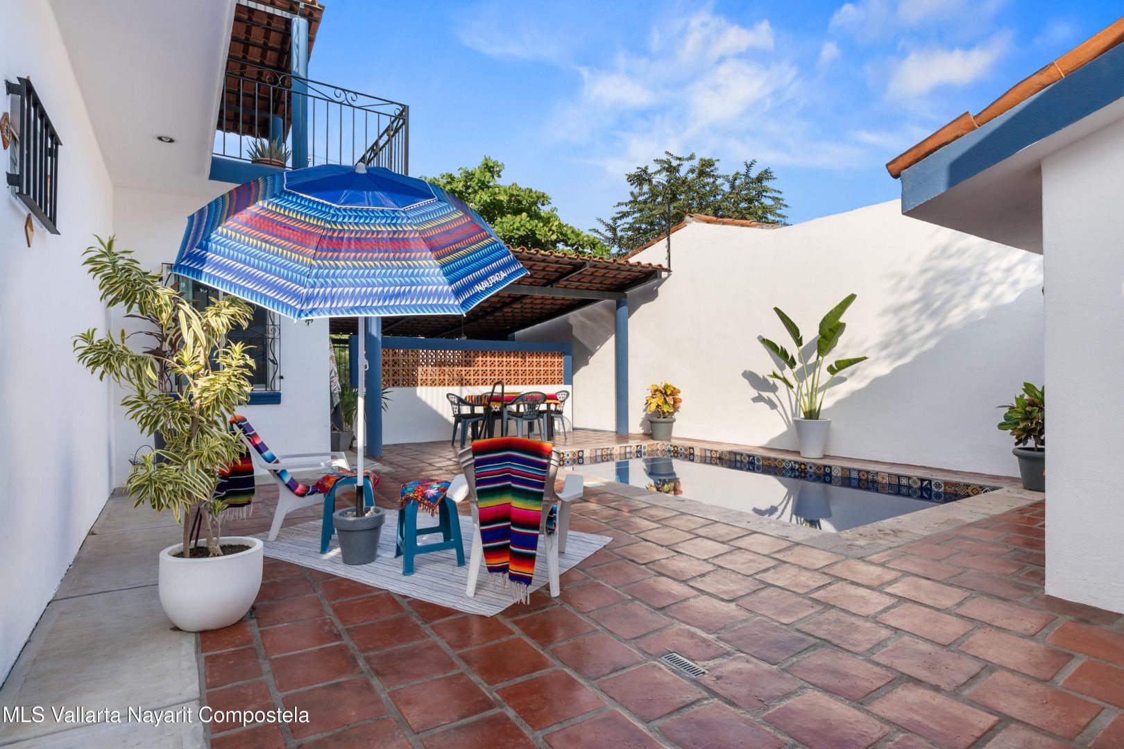 20251107213429702989000000-o