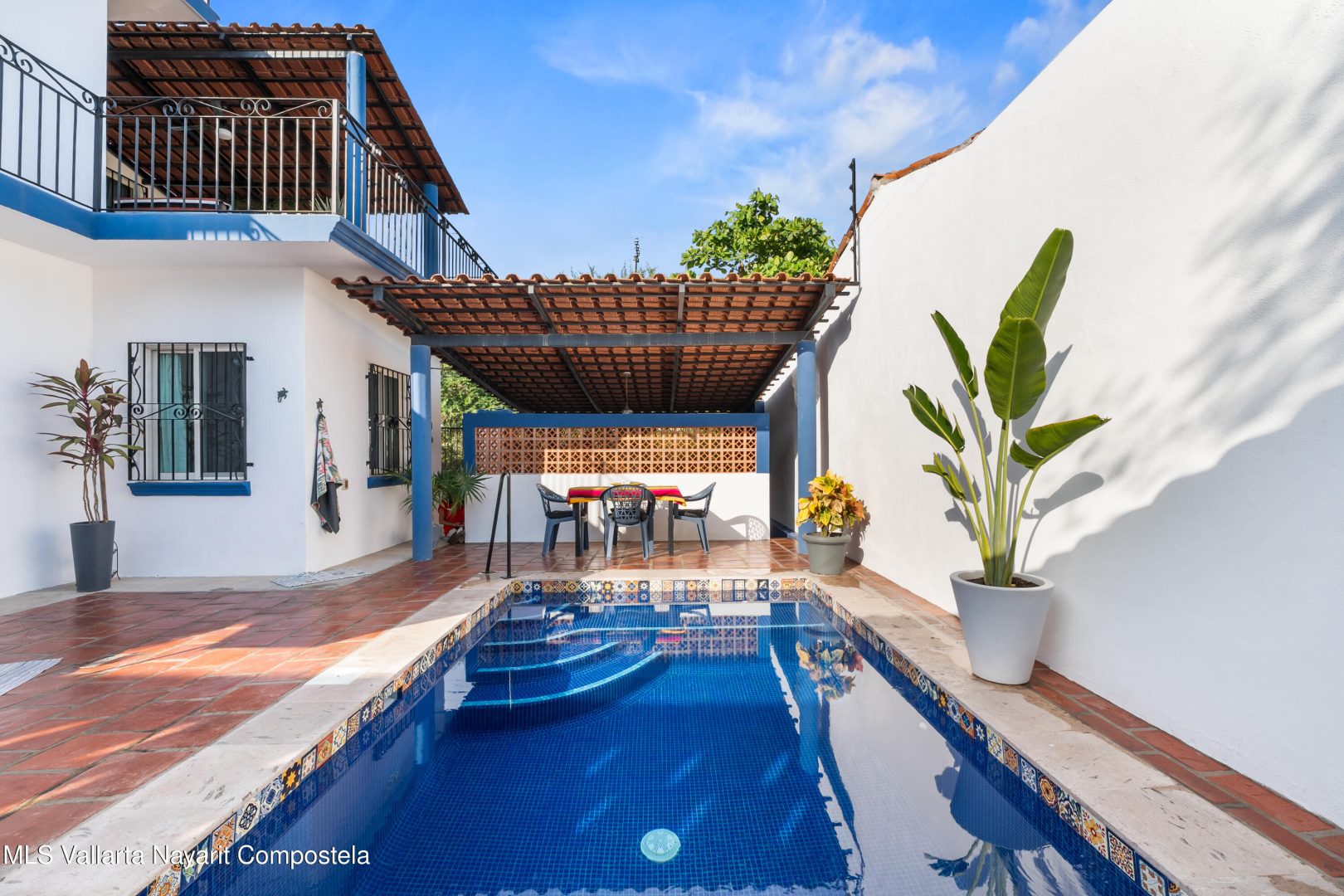 20251107214408943134000000-o