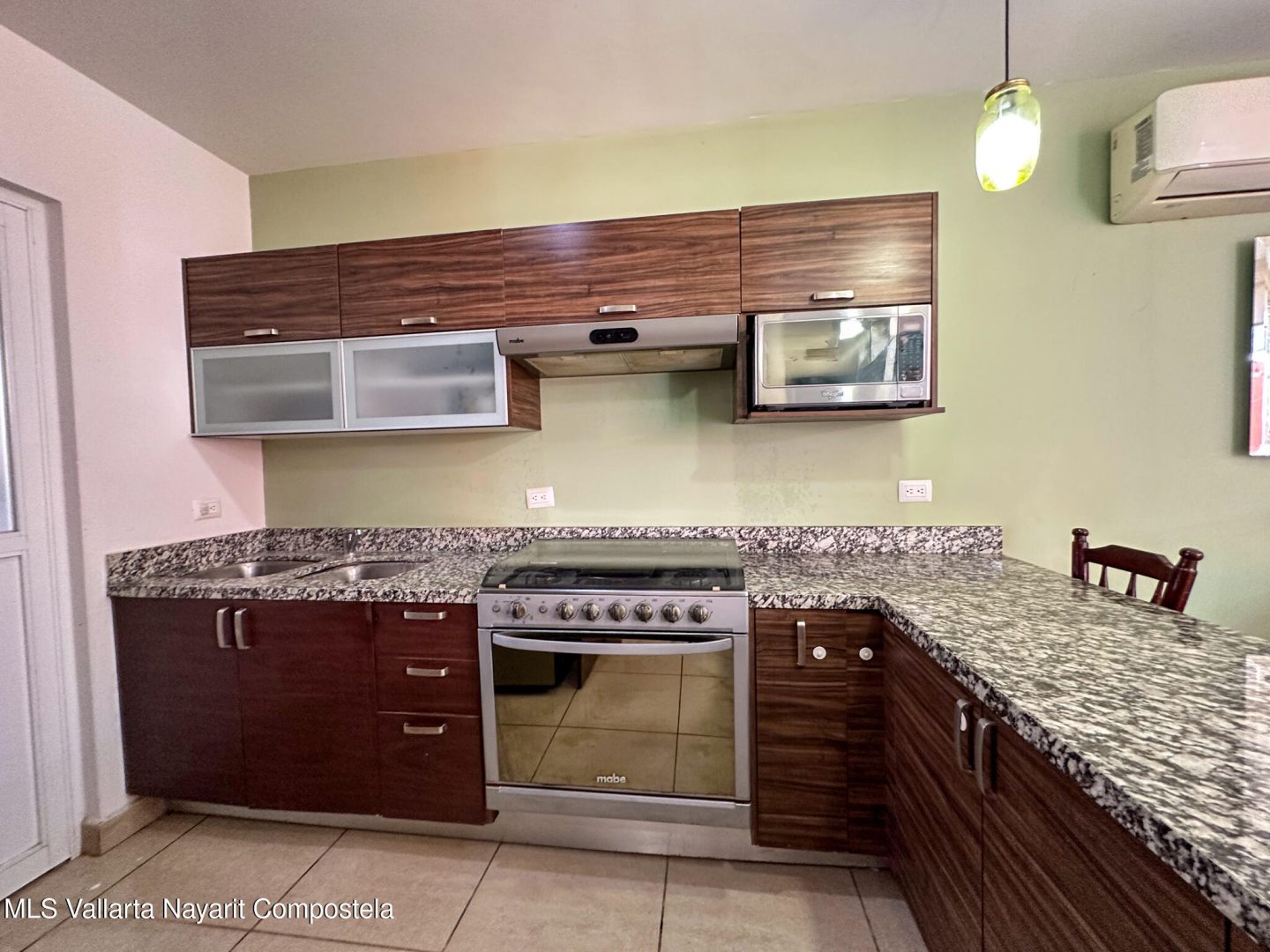 20251107223119791568000000-o