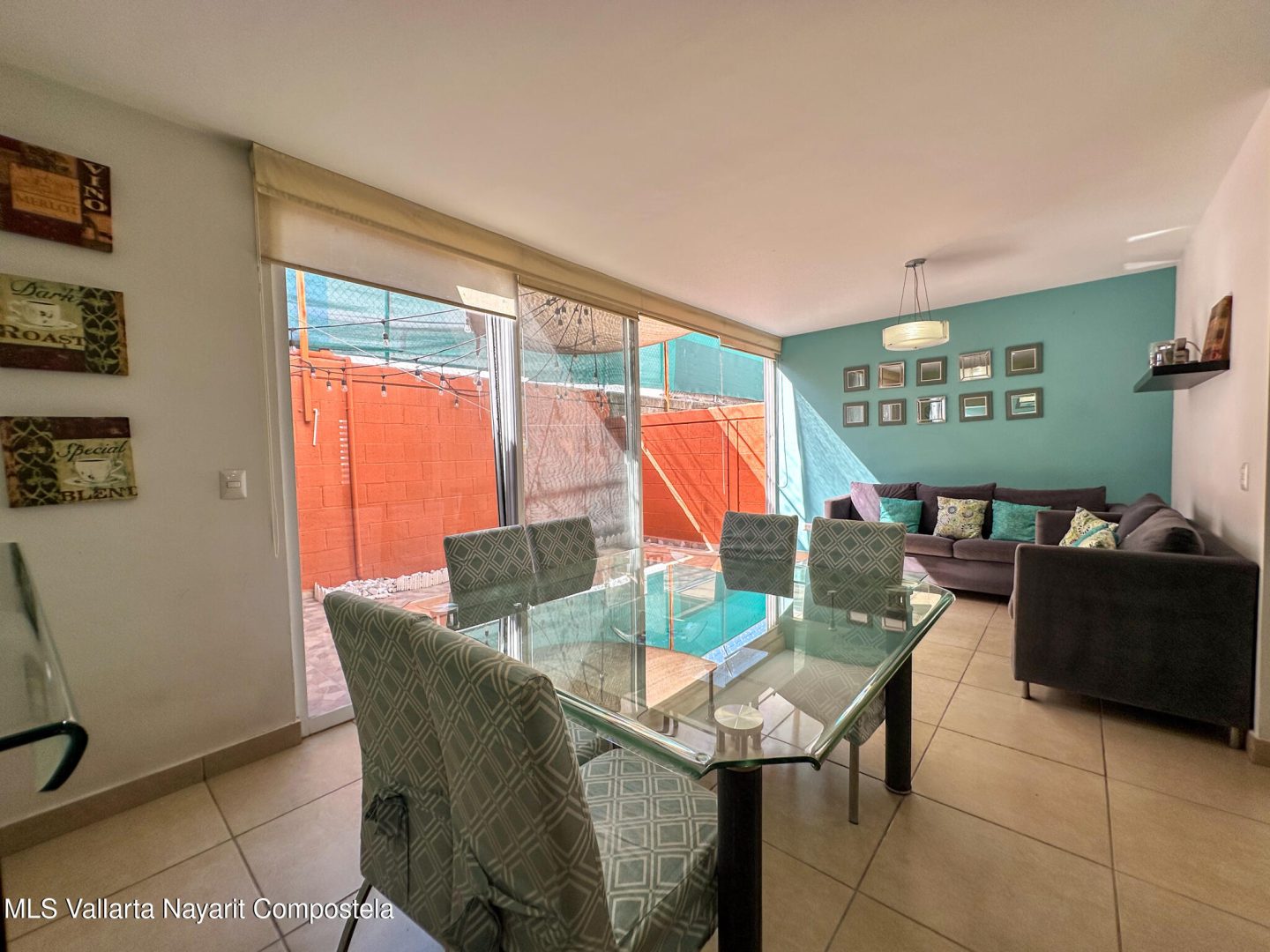 20251107223300469214000000-o