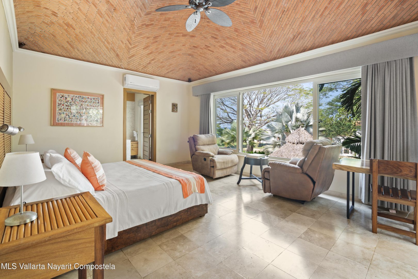 20251108010328821453000000-o