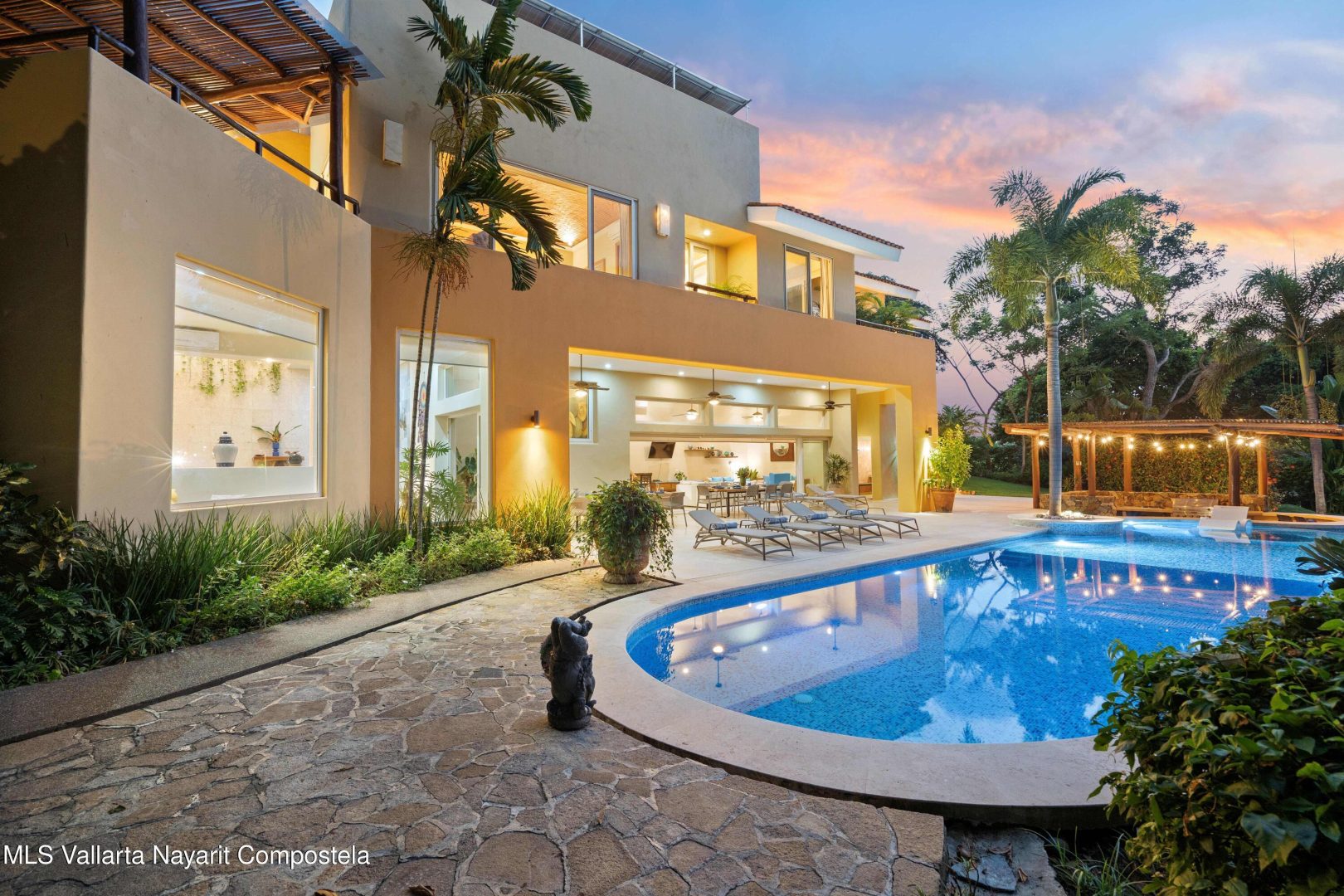 20251108012939176408000000-o