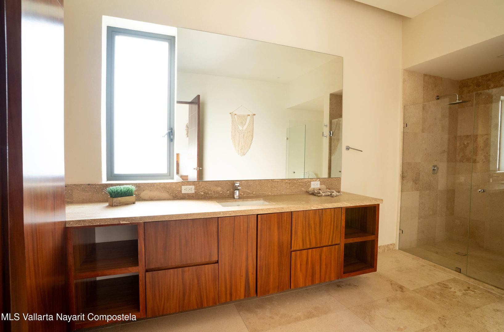 20251111201706433722000000-o