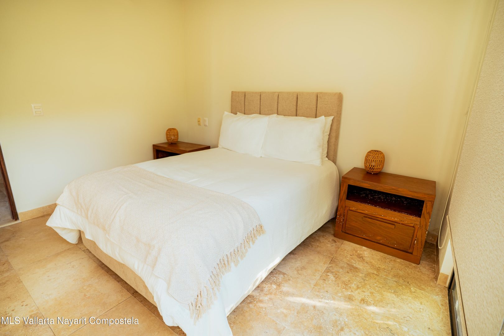 20251111201852649998000000-o