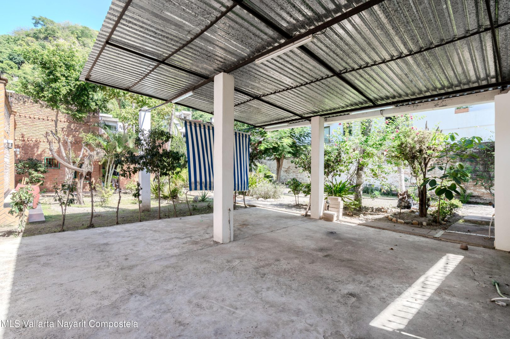 20251113181116043557000000-o