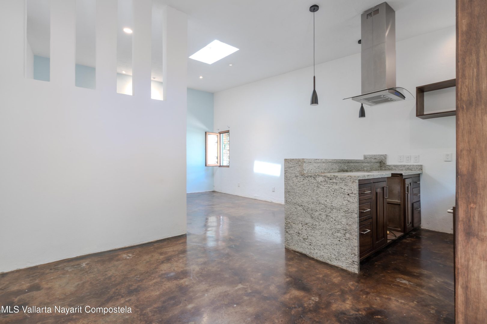 20251113181133547957000000-o