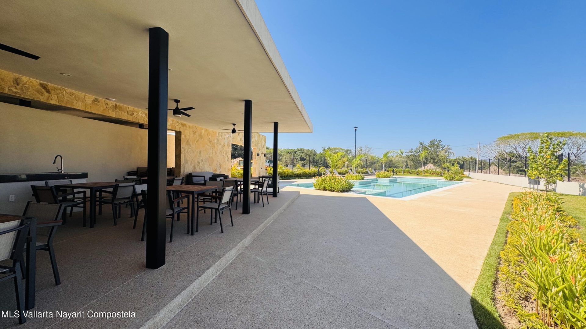 20251113201149129061000000-o