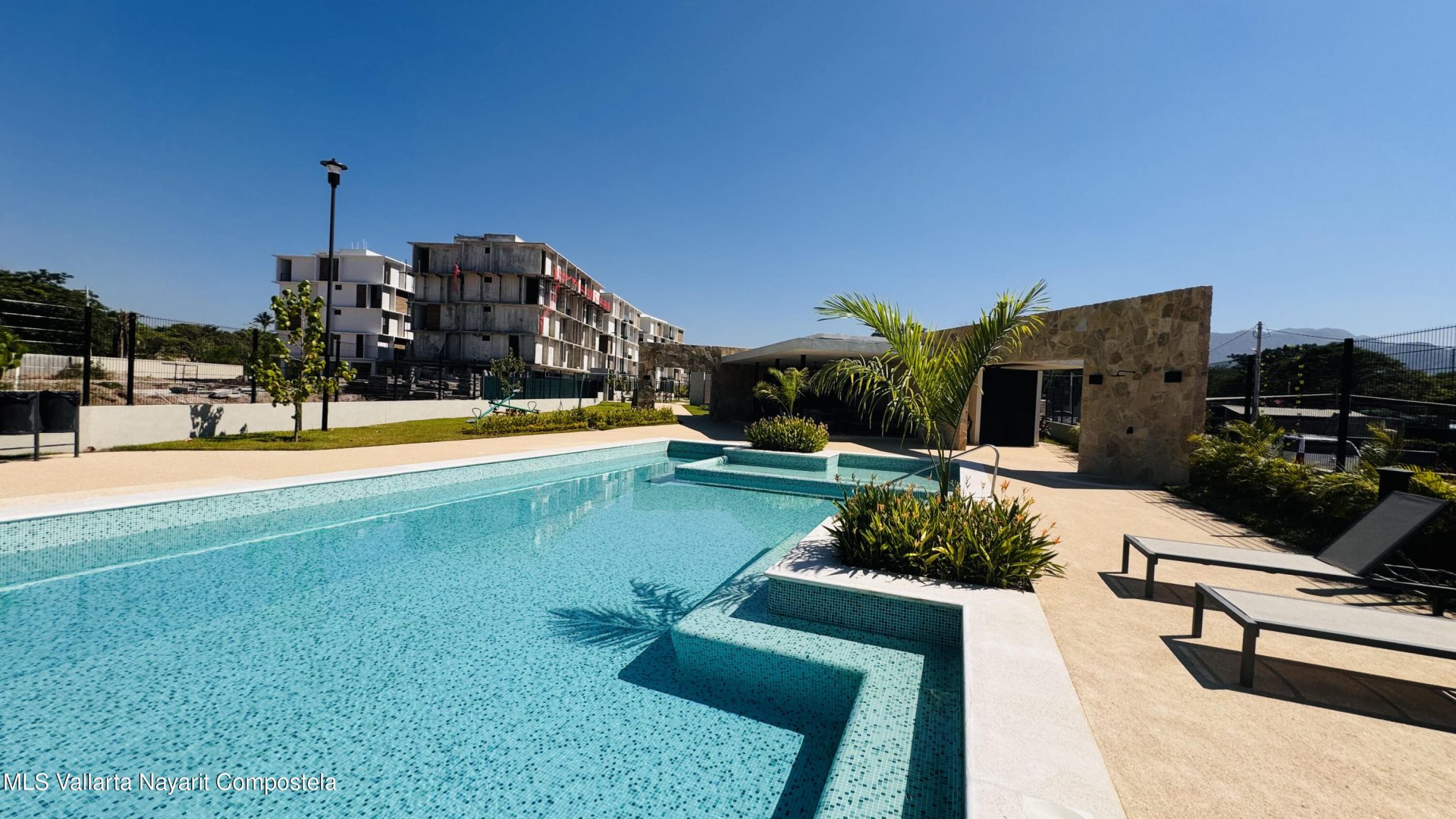 20251113203412435552000000-o