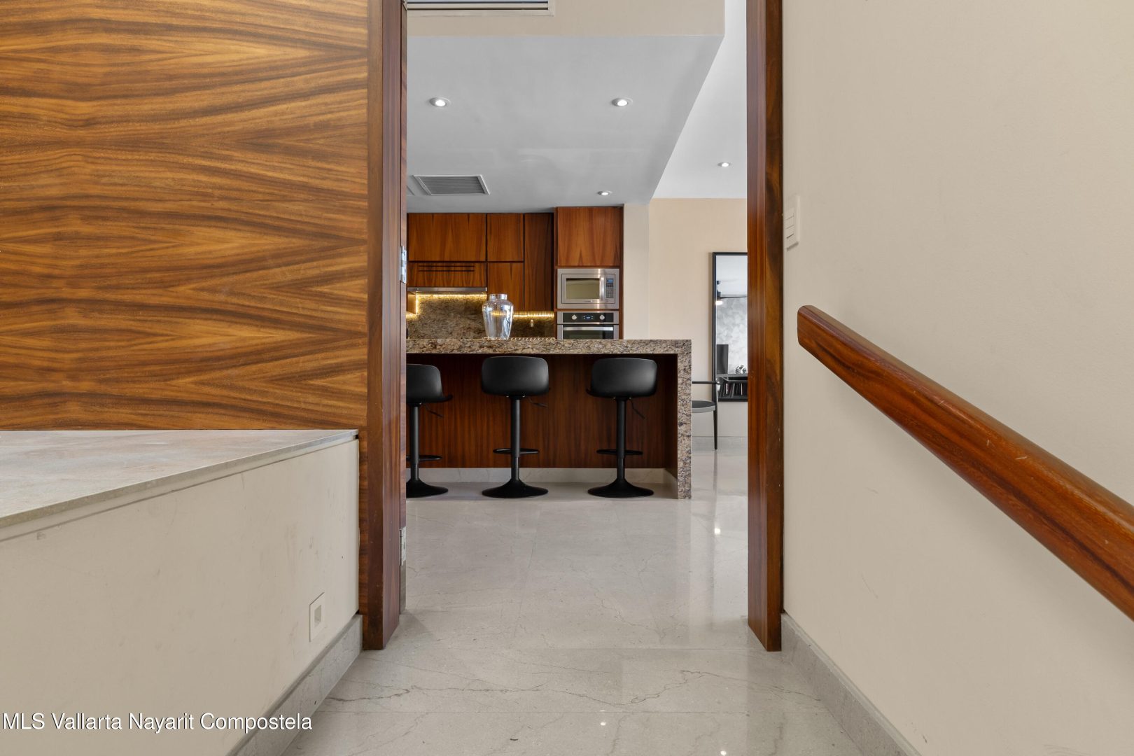 20251114143242922224000000-o