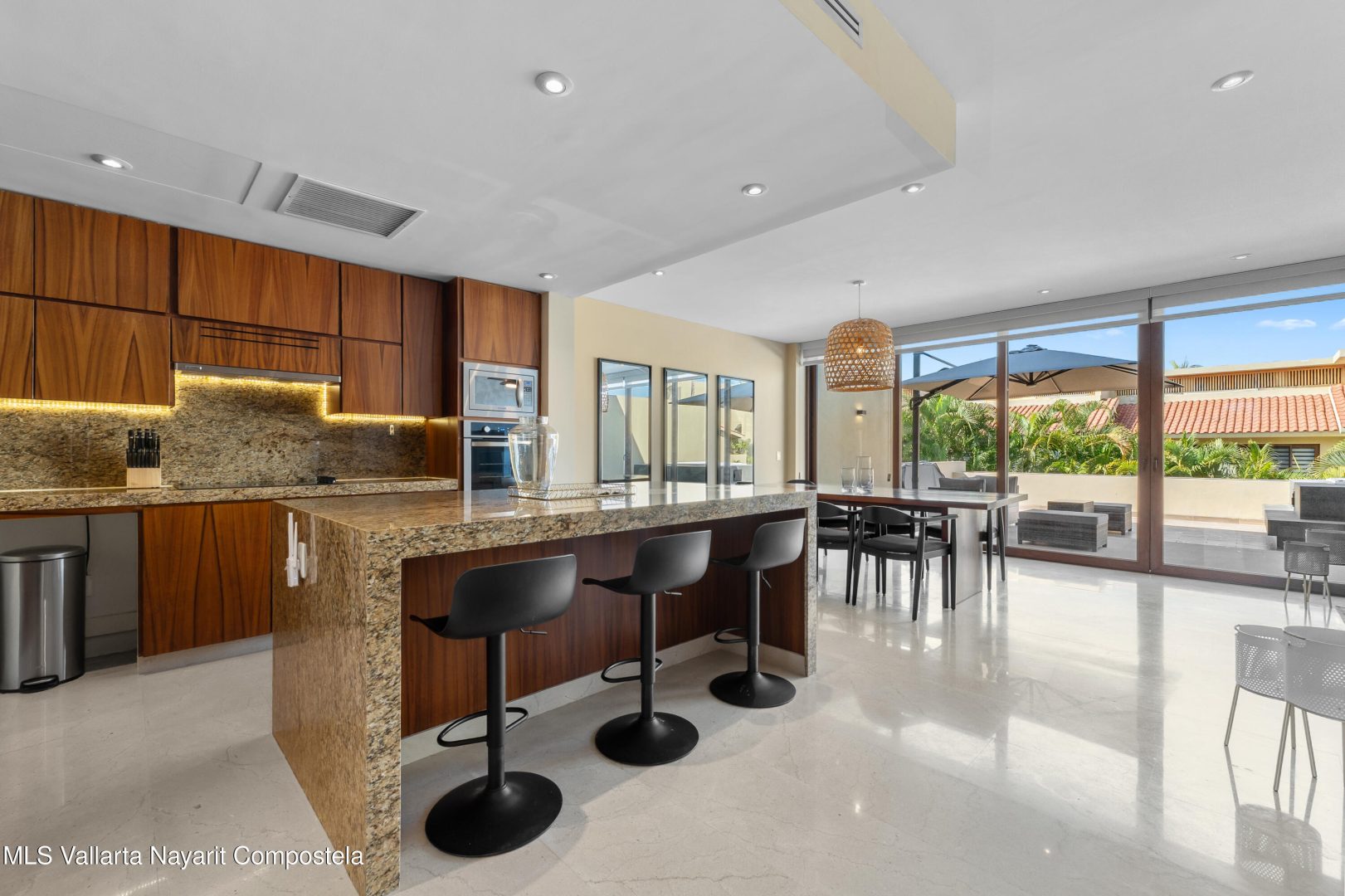 20251114143248067609000000-o