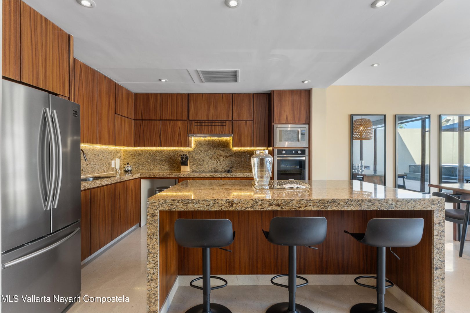 20251114143307308278000000-o