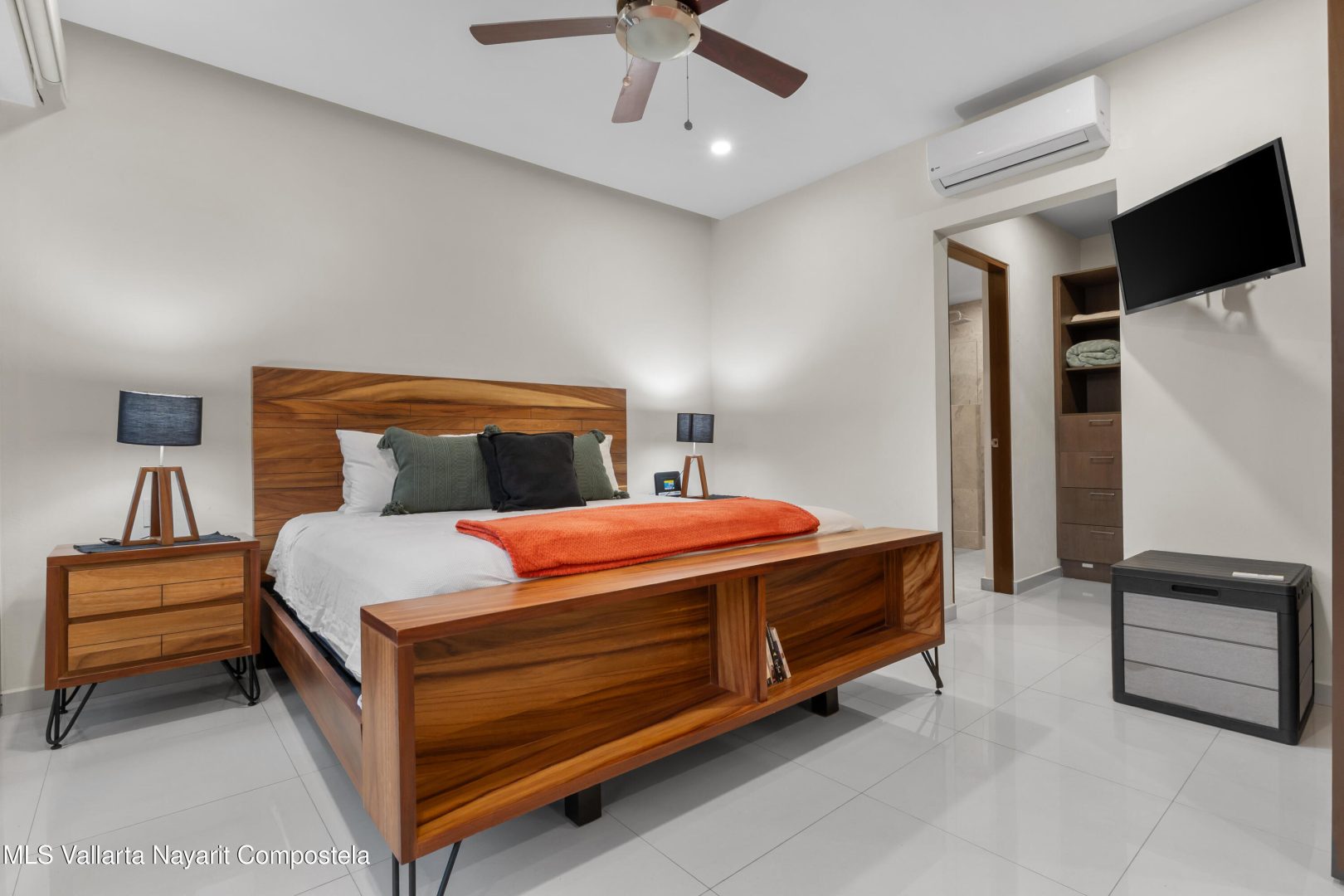 20251114200438125062000000-o